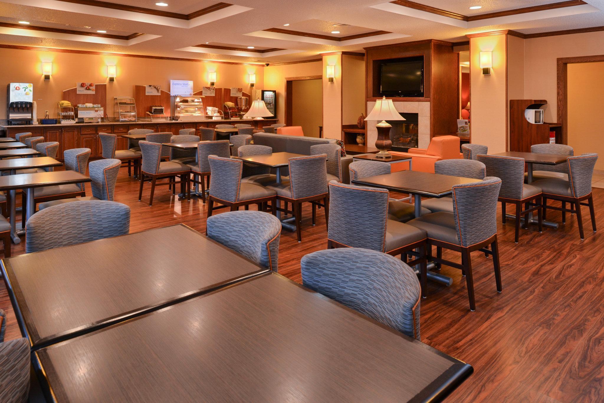 Holiday Inn Express Hotel & Suites Lancaster-Lititz By Ihg Zewnętrze zdjęcie
